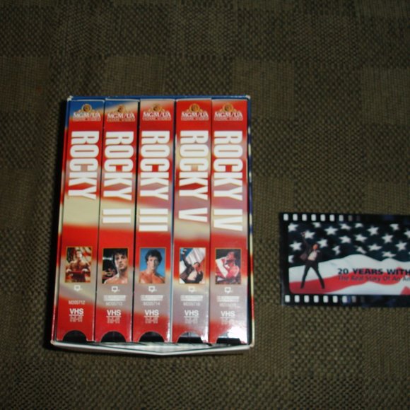 Classice Rocky Commemorative 20th Anniversary Gift Set VHS - Complete Set !!!! - Picture 6 of 7